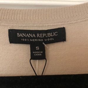 Banana Republic Sweaters - Banana Republic Wool Sweater Banana Republic Sweaters - Banana Republic Wool Sweater